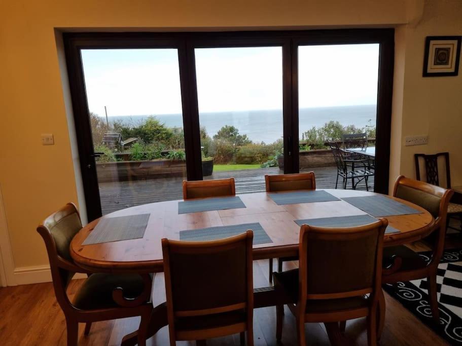 Spacious Detached Home With Beautiful Seaviews, Sleeps 6 Trimingham Exteriér fotografie